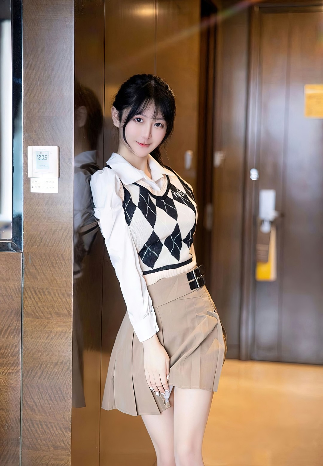 谢小蒽(幼幼)-写真套图资源合集【139套/162GB】