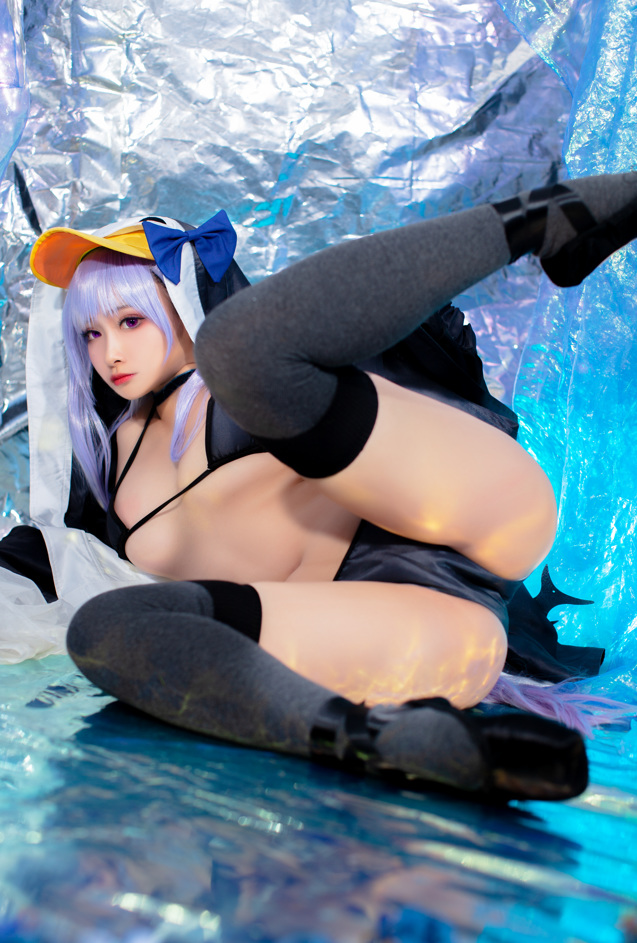 洛璃LoLiSAMA演绎水着莉莉丝风情 [32P-449MB]